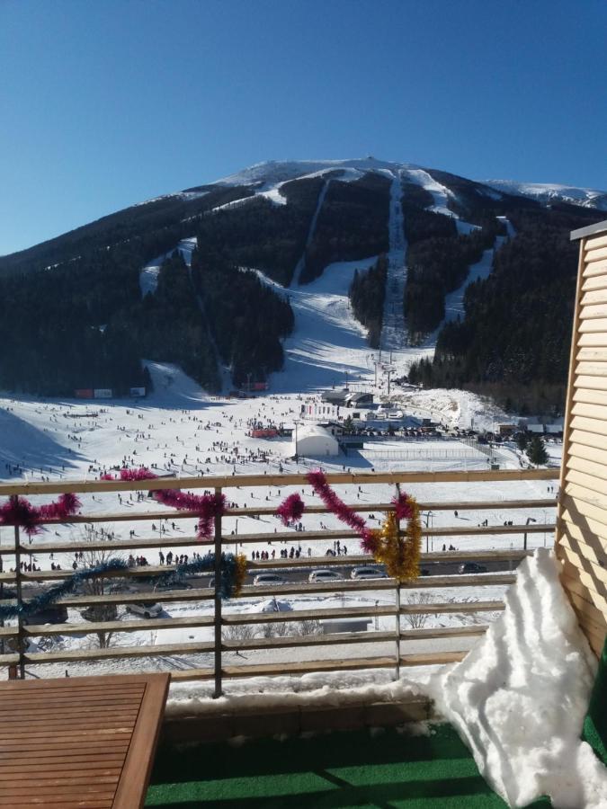 Ferienwohnung Apartman "Chardak" Bjelašnica Exterior foto